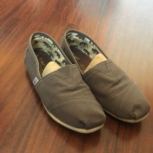 Men’s Gray Toms Shoes